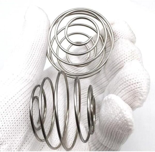 4Pcs 304 Stainless Steel Shaker Ball Wire Whisk Shaker Mixer Mixing Ball Bottle Cup Blend Shaker Bottle Cocktail Shakers Kitchen Utensils and Gadgets - Image 3